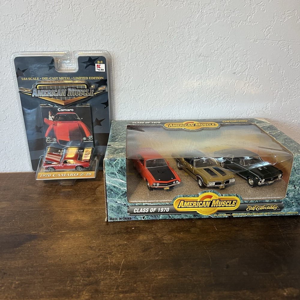 1/43 American Muscle -‎ Class of 1970 - ERTL Collectibles And 1:64 1970 Camaro